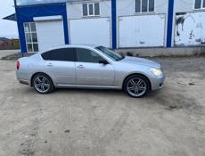 Nissan fuga