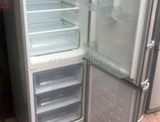 Холодильник Indesit
