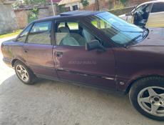 Audi 80