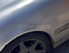 Mercedes-Benz 200-Series