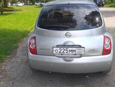 Nissan March