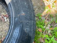 Шины б/у 2 пара р 17 и 3 пары р 15 все 5 штук могу продать за тысяч 5 возможно торг