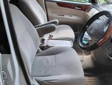 Toyota Ipsum
