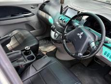 Mitsubishi Grandis