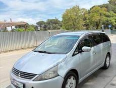 Mitsubishi Grandis