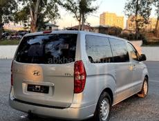 Hyundai H1