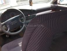 Audi 100