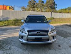 Lexus LX