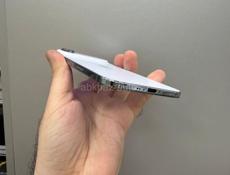 iPhone 17 Air 256 g 🔋100%