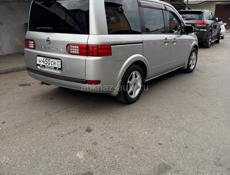 Nissan Lafesta