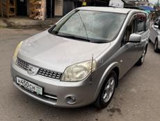 Nissan Lafesta