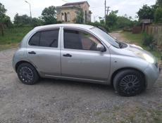 Nissan March