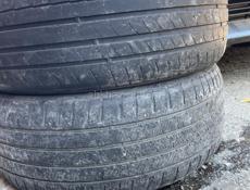 R19 225/45 R19