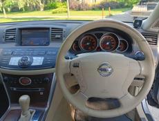 Nissan fuga