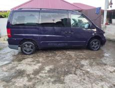Mercedes-Benz Viano