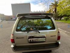 Toyota Hilux Surf