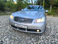 Nissan fuga