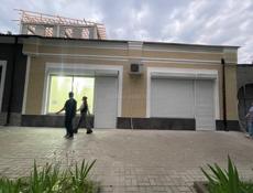 Сдается помещение под магазин в центре города Сухум на Проспекте Мира.