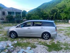Mitsubishi Grandis