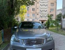 Infiniti M35
