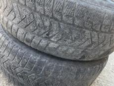 R18 235/60 R18 