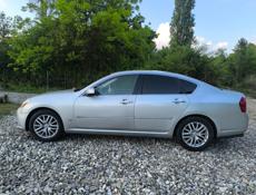 Nissan fuga