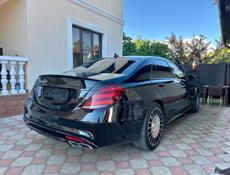 Mercedes-Benz S-Класс
