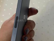 A iPhone  13pro max 128