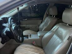 Infiniti M35