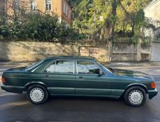 Mercedes-Benz 126