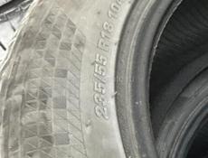 235 55 R18 две штуки 