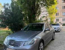 Infiniti M35