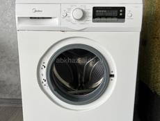 ПРОДАЕТСЯ СТИРАЛЬНАЯ машинка Midea 7кг