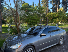 Infiniti M35