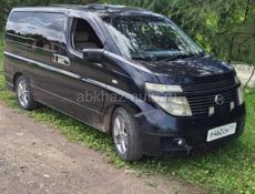 Nissan Elgrand