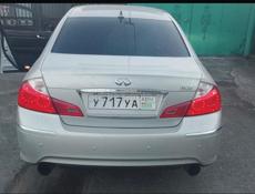 Infiniti M35