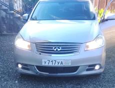 Infiniti M35
