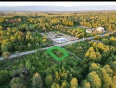 Участок 20 соток кындыг 300 метров до источника 500 метров до моря 