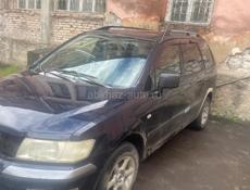 Mitsubishi Space Wagon