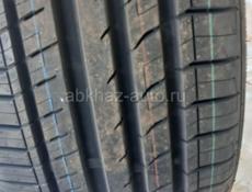 Шина 1 шт r18 245/40