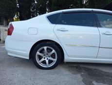 Nissan fuga