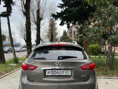 Infiniti FX