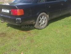 Audi 100