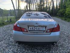 Nissan fuga