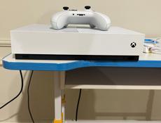 X BOX - ONE S 1 Tb . Как новый . Покупали за 27500 руб. 6 месяцев назад . 