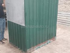 Продается две будки готовые 2 на 3
