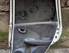 Запчасти на Honda Fit