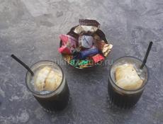 Присмотром за домом семья с детьми