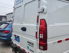BYD F1