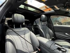 Mercedes-Benz S-Класс